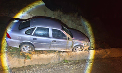 Eskişehir Yolunda Şarampole Savrulan Araçta 2 Kişi Yaralandı