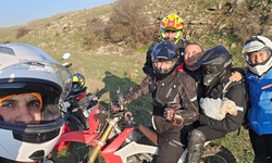 Eskişehir’de Kaybolan Kuzuyu Motosikletçiler Annesine Kavuşturdu