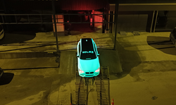 Eskişehir’de Geceleri Parlayan Bu Aracın Eşi Benzeri Yok!