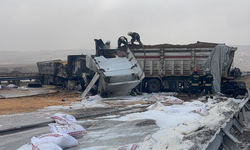 TAG Otoyolu Adeta Savaş Alanına Döndü! 3 Tır Alev Alev Yandı