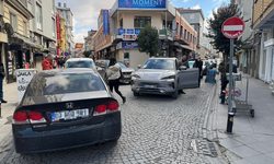 Eskişehir’de Hatalı Park Eden Sürücü Trafiği Felç Etti!