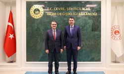 AK Parti Eskişehir Milletvekili Dönmez Bakan Kurum’la Bir Araya Geldi!