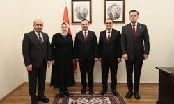 AK Parti Eskişehir Teşkilatı Bakan Kacır ile Bir Araya Geldi