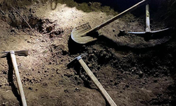 Eskişehir'de Kaçak Kazı Yapan 3 Define Avcısına Suçüstü!