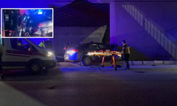 Eskişehir’de Kontrolden Çıkan Araç Köprü Kolonuna Saplandı!