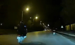 Eskişehir’de Motosiklet Sürücüsü Kazaya Davetiye Çıkardı!