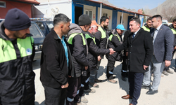 Başkan Dökmeci’den Belediye Personeline Bayram İkramiyesi!