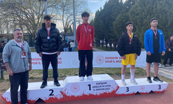 Eskişehir'de Genç Atletler Derece İçin Kıyasıya Yarıştı!