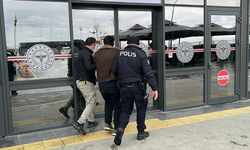 Eskişehir’de Otobüs Durağında Madde Kullanan Şahıs Yakalandı!