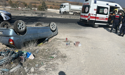 Eskişehir’de Takla Atan Otomobildeki 2 Kişi Yaralandı!