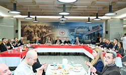 Vali Yılmaz’dan 14 Mart Mesajı Sağlık Çalışanlarına Tebrik