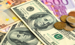 2 Nisan Döviz Fiyatları Yeniden Tarihi Zirveleri Zorluyor!