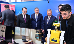 Uluslararası Eskişehir Yapay Zeka Zirvesi Üst Düzey Katılımla Başladı!