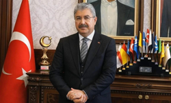 Vali Yılmaz'dan 1 Mayıs Emek ve Dayanışma Günü Mesajı!