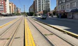 Eskişehir'de Bayramın İlk Günü Sokaklar Sessizliğe Büründü!