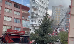 Eskişehir’de Apartmanın En Üst Katı Alevlere Teslim Oldu!