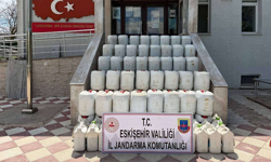 Eskişehir’de Binlerce Litre Sahte Gübre Ele Geçirildi!