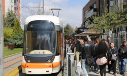 Eskişehir'de Öğrencilere Ulaşımda Nefes Aldıran Çözüm!