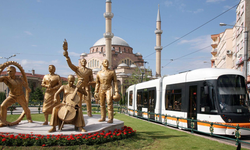 Eskişehir’de Tramvaylara 19 Mayıs Düzenlemesi!