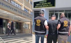 Bir Kişiyi Bıçaklayarak Katleden Şahıs Yıllar Sonra Eskişehir’de Yakalandı!