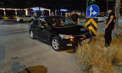 Eskişehir’de Gece Yarısı Kaza! Taksiyle Otomobil Çarpıştı