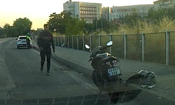 Eskişehir’de Motosikletten Düşen Sürücü Hastanelik Oldu!