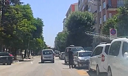 Eskişehir’de Yaya Geçidinde Kendisine Yol Vermeyen Aracı Kovaladı!