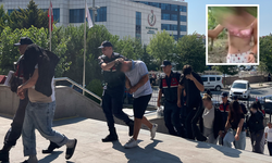 Yasak Aşk İddiasına İlginç Ceza! Kadın Kıyafeti Giydirip Özür Dilettiler!