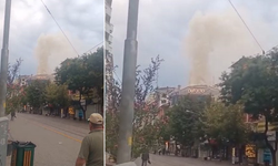 Eskişehir’de Giyim Mağazasının Çatısında Korkutan Yangın!