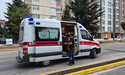 Eskişehir’de Yaya Geçidinde Otomobilin Çarptığı Bisikletli Hastaneye Kaldırıldı!