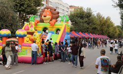 Eskişehirlilerden Arabasız Pazar Etkinliğine Yoğun İlgi!
