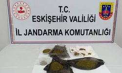 Eskişehir'de Şüpheli Hareketler Ele Verdi! Jandarma Yakaladı!