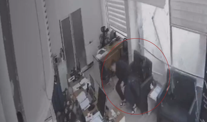 Eskişehir’de Eski Kızılay Binası Yıkımında Faciadan Dönüldü