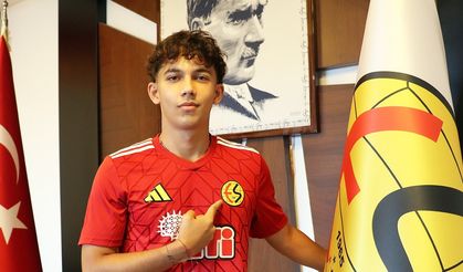 Eskişehirspor Genç Futbolcusunu A Takıma Kazandırdı
