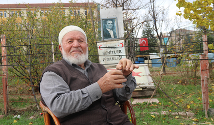 Eskişehir’de 90 Yaşındaki İlhan Amca Şehitler İçin Çöplüğü Fidanlığa Çevirdi