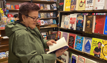 Eskişehir'de Görme Engeline Rağmen Okuma Aşkından Vazgeçmedi