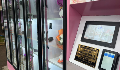 Eskişehir’in Yeni Trendi Çiçek Otomatına Yoğun İlgi!