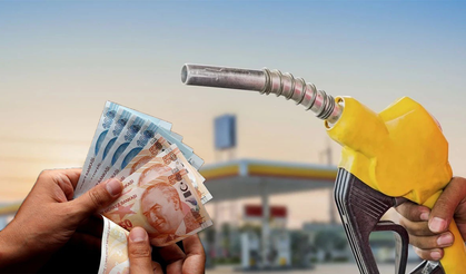 Akaryakıta Gelmesi Beklenen Dev Zam İptal Edildi!