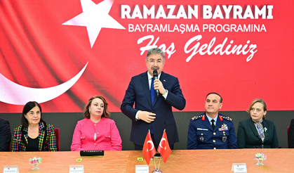 Eskişehir’de Geleneksel Bayramlaşma Töreni Yapıldı!
