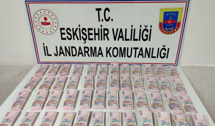 Eskişehir’de Sahte Para Vurgunu! 22 Hayvanla Kaçtılar