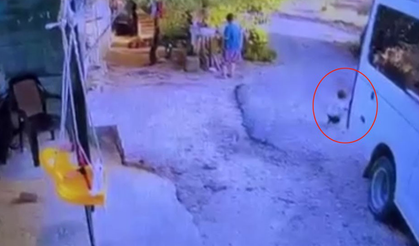 Kahreden Olay! Geri Manevra Sırasında Babasının Ezdiği Bebek Can Verdi!