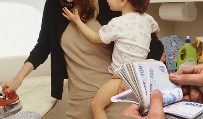 Milyonlarca Ev Kadınına Emeklilik Yolunu Açacak Teklif Meclis Yolunda!