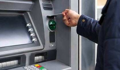 ATM’lerde Yeni Sistem Yaygınlaşıyor! Şifreler Artık Böyle Girilecek!