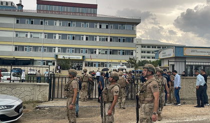 Okul Bahçesinde Silahlı Saldırı! 1 Öğretmen Hayatını Kaybetti!