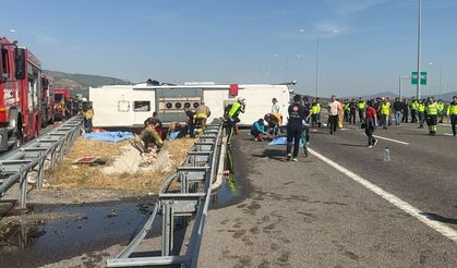 Tur Otobüsü ile Tırın Çarpıştığı Kazada Çok Sayıda Can Kaybı Yaşandı!