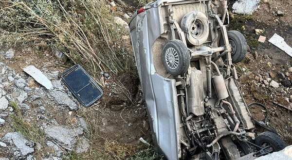 Emirdağ’da kaza; minibüsteki 2 kişi feci şekilde can verdi!