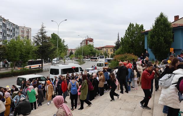 Eskişehir Bayram Tatilinde Adeta Turist Akınına Uğradı!