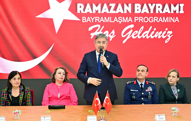 Eskişehir’de Geleneksel Bayramlaşma Töreni Yapıldı!