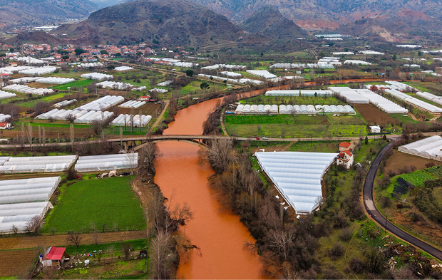 Eskişehir’de Yağmur Sonrası Sakarya Nehri’nin Rengi Değişti!