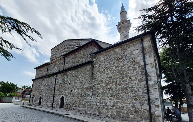 Eskişehir’deki Bu Cami Meleklerin ve Cinlerin Yaptığı Beş Mescitten Biri Olabilir!